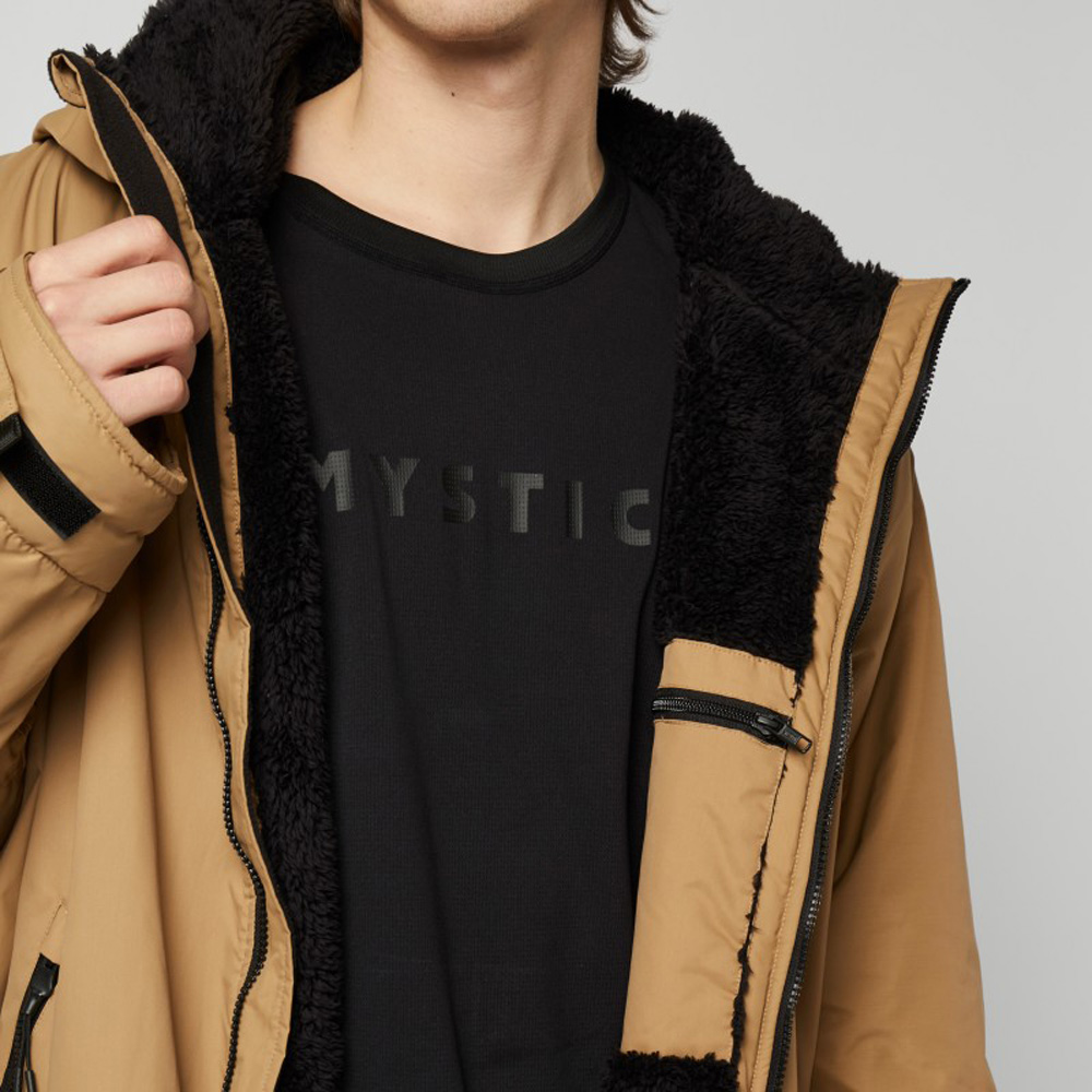 Mystic Explore poncho bruin 7